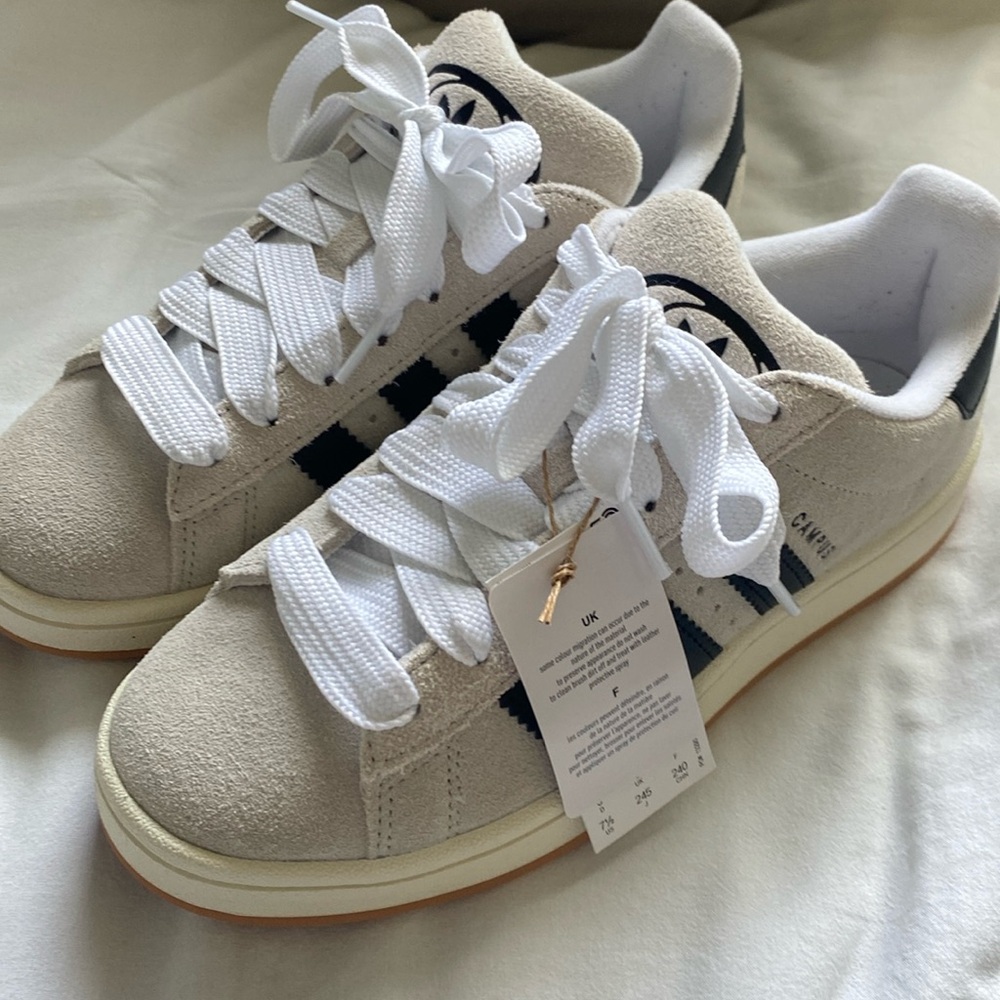 Adidas Campus 00s